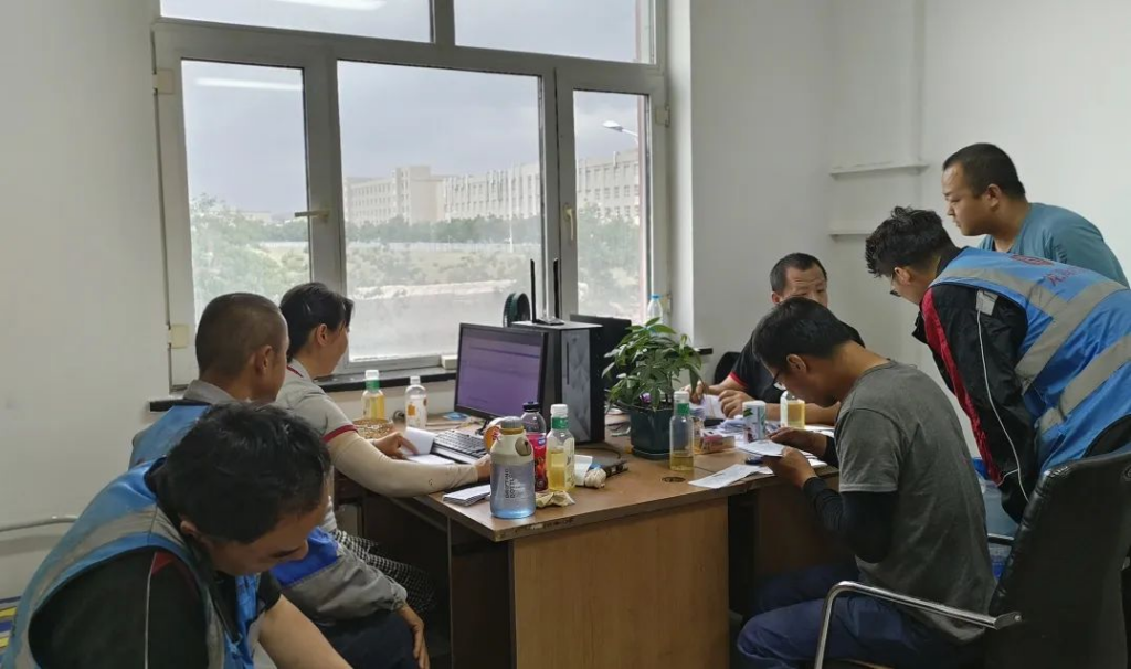 红六月 凯发K8天生赢家一触即发·不负所托