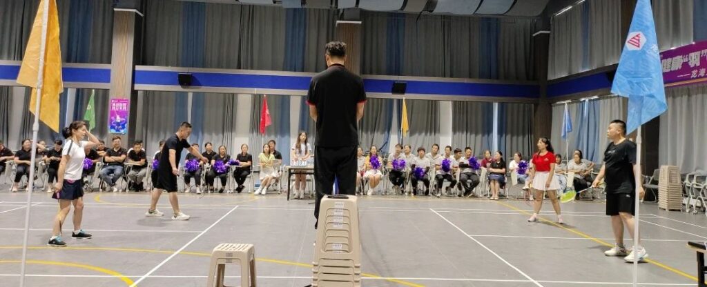 健康“羽”你分享,追梦“羽”你同行——凯发K8天生赢家一触即发物流第三届“智慧杯”羽毛球比赛