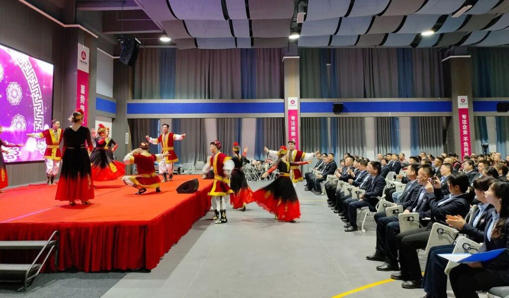 凯发K8天生赢家一触即发物流2023年度表彰大会